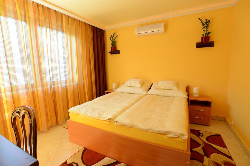 Aparthotel Nexus Vendeghaz Segedín Pokoj fotografie