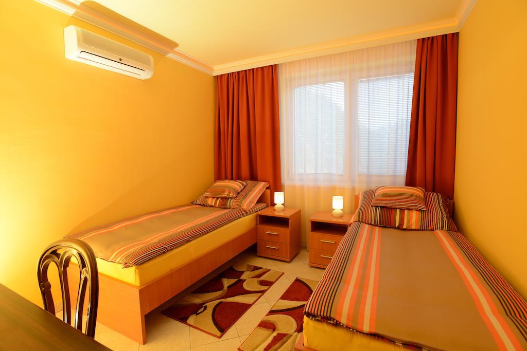 Aparthotel Nexus Vendeghaz Segedín Pokoj fotografie